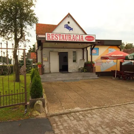 Restaurant & 