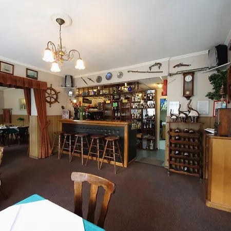 Inn Restaurant & 