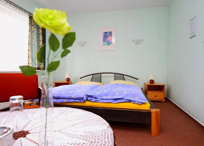 Restaurant&hostel Broadway *