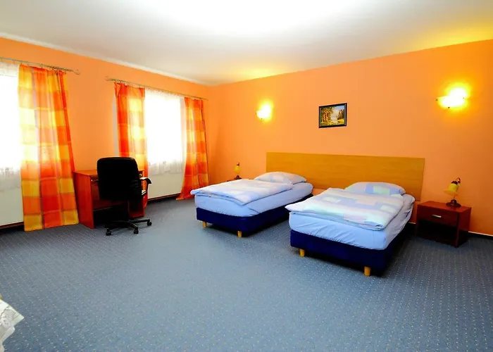 Restaurant&hostel Broadway *