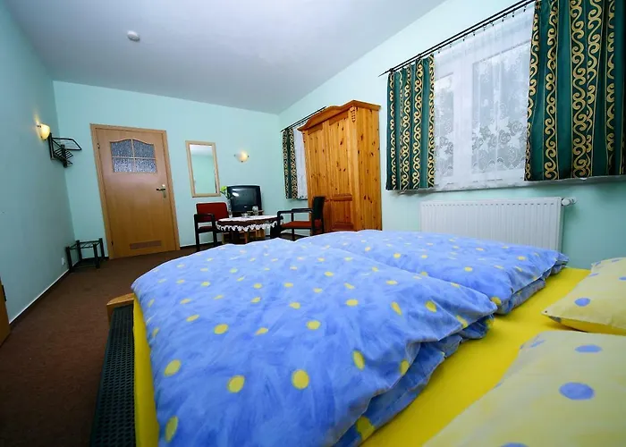 Restaurant&hostel Broadway *